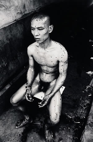 Zhang Huan - 12 Square Meters